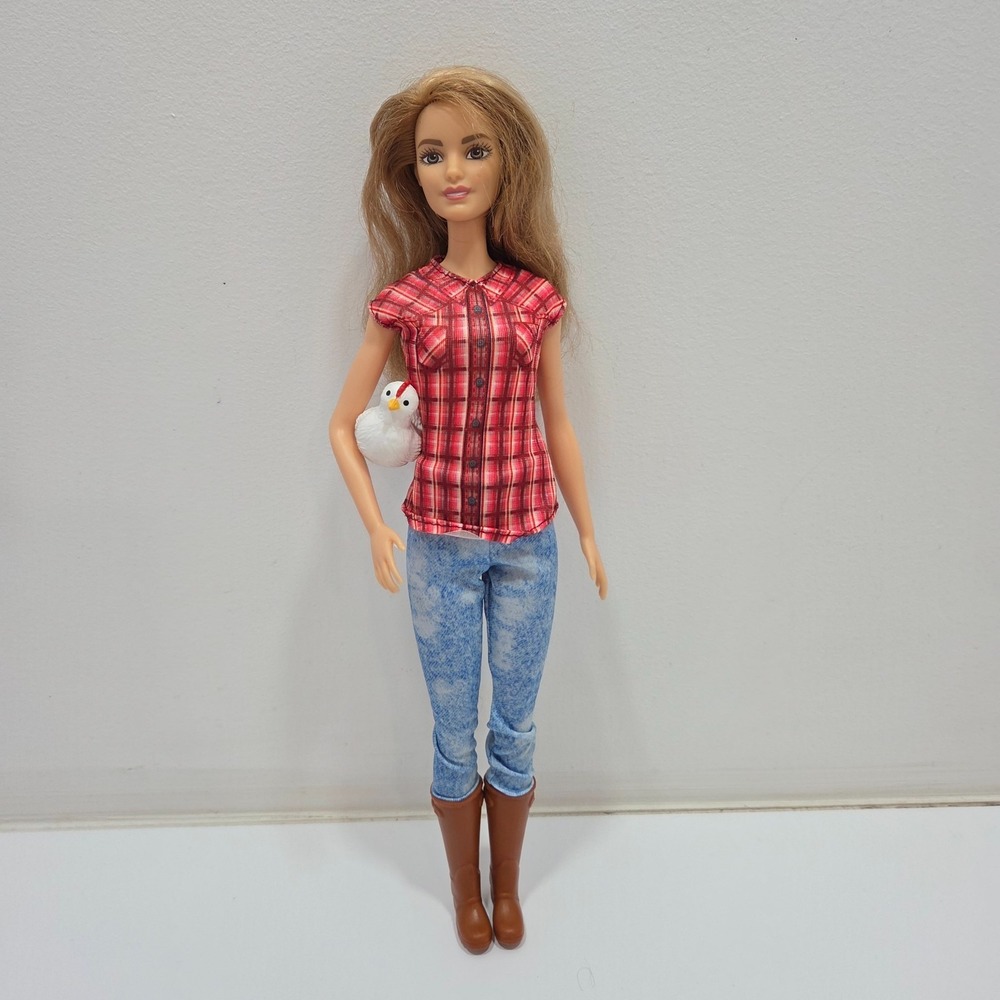 Barbie 2016 Career You Can‎ Be Anything Farmer Plaid Shirt Boots Chicken DVF53